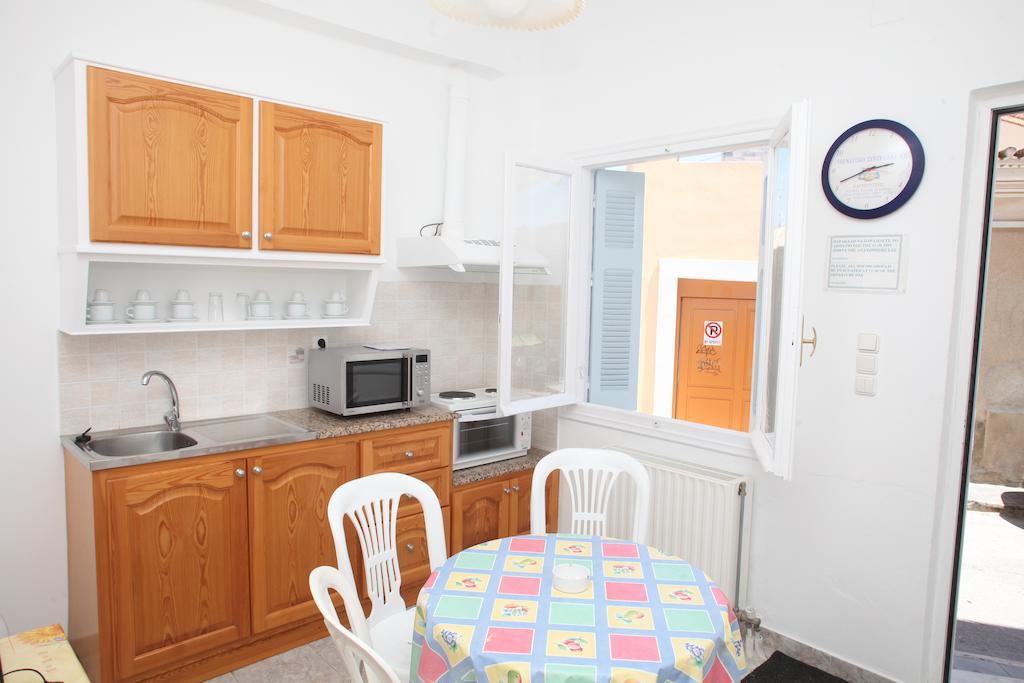 Αφροδίτη Aparthotel Ερμούπολη Δωμάτιο φωτογραφία