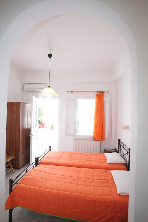 Αφροδίτη Aparthotel Ερμούπολη Δωμάτιο φωτογραφία
