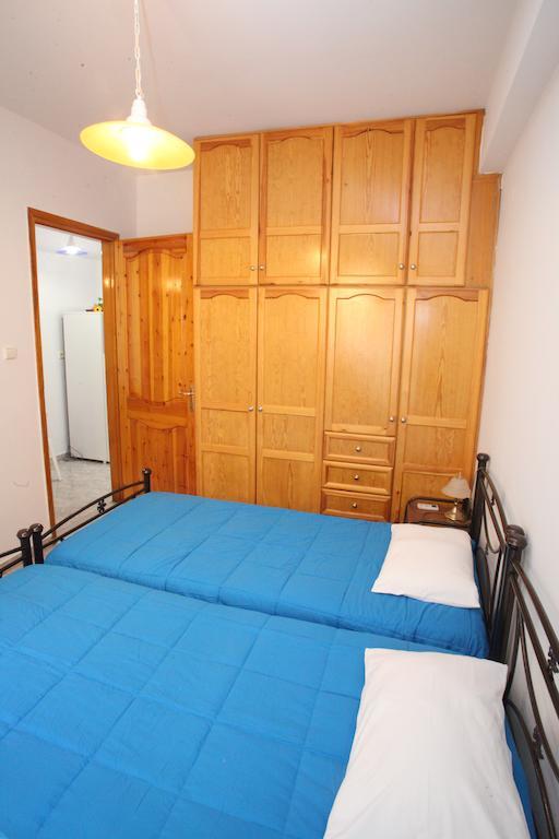 Αφροδίτη Aparthotel Ερμούπολη Δωμάτιο φωτογραφία